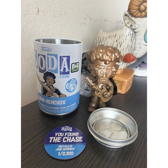 CHASE OFFICIAL CON STICKER HQ METALLIC Jimi Hendrix Funko Soda Rocks Music LE